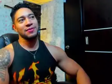 Chaturbate Adult Webcam of dixon_ray_