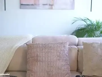 Chaturbate Watch Live Sex Cams of leyla_steel