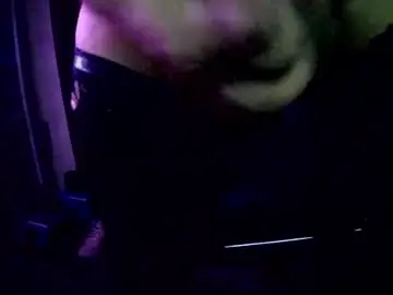 Chaturbate Live Sex Cam of djleal25
