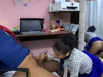 Chaturbate Free Porn Cam of pineappleflipped