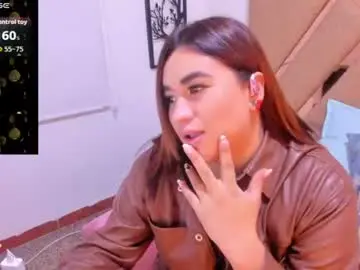 Chaturbate Live Sex of emmabigass7
