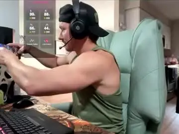 Chaturbate Live Sex Cam of bigmcr1