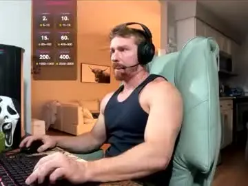 Chaturbate Nude Webcam of bigmcr1
