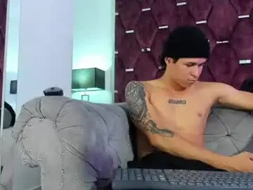 Chaturbate Live Porn of tonybenedetti
