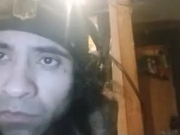 Chaturbate Free Porn Cam of el_mucho_dingdong1