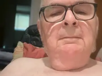 Chaturbate Free Porn Cam of ian53a