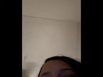 Chaturbate Live Sex Cam of ivy_indulgence20