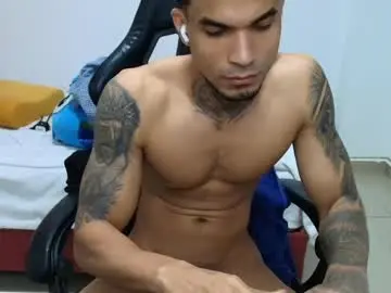 Chaturbate Live Sex Cam of juan_gomez_1