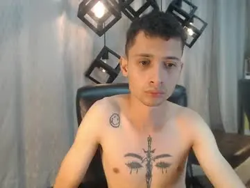 Chaturbate Live Porn of lucasssmith11