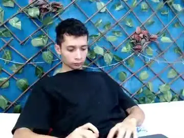 Chaturbate Free Porn Cam of lucasssmith11