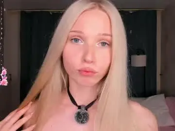 Chaturbate Nude Webcam of mikaelataron