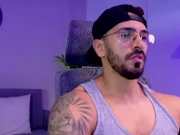 Chaturbate Adult Video Chat of tony_muscle1