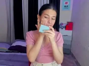 Chaturbate Nude Webcam of lucyx143
