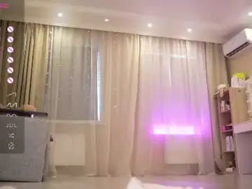 Chaturbate Best live sex cam show of queenelia