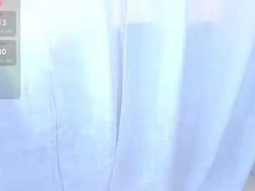 Chaturbate Live Sex Cam of dahian_carter