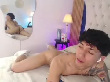 Chaturbate Free Porn Cam of aiden_rivers_