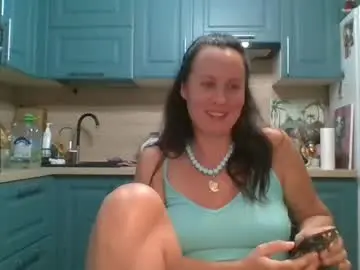 Chaturbate Live Sex Cam of nefertiti05