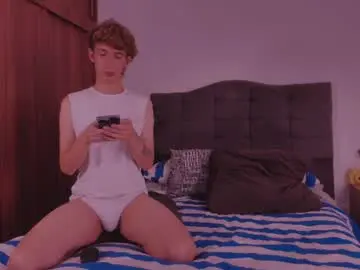 Chaturbate Adult Video Chat of 2gays_1straight