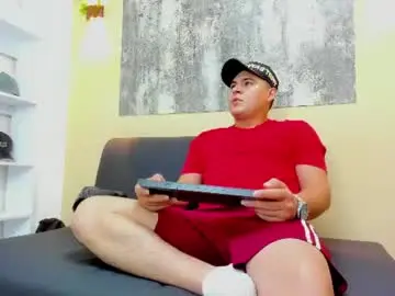 Chaturbate Live Sex of theo_wood3
