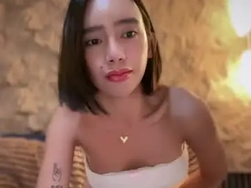 Chaturbate Watch Live Sex Cams of yowginethegreat