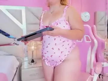 Chaturbate Live Sex Cam of rousse_millers