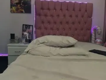 Chaturbate Watch Live Sex Cams of mazeekiin