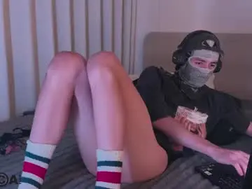 Chaturbate Watch Live Sex Cams of witchery_boy