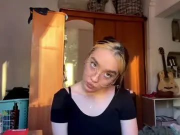 Chaturbate Sex Chat of kellyleinonen