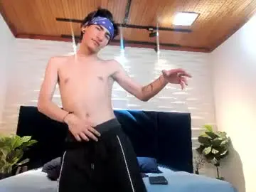 Chaturbate Live Sex Cam of angel_marzel_