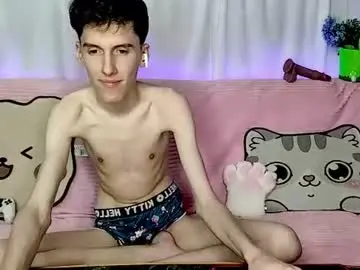Chaturbate Live Sex Cam of goodboyluca