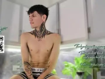 Chaturbate Live Porn of daviid_huge
