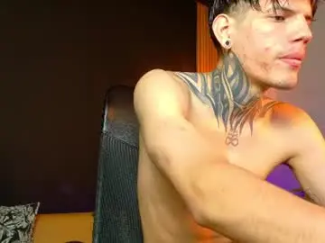 Chaturbate Sex Cam of daviid_huge