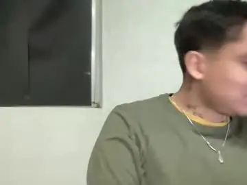 Chaturbate Watch Live Sex Cams of garypinepineapple