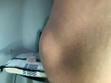 Chaturbate Watch Live Sex Cams of lobo_cockk