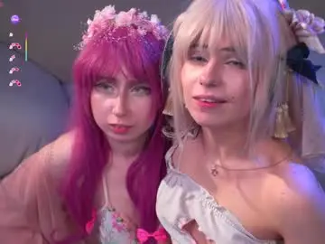 Chaturbate Watch Live Sex Cams of nikkisilk
