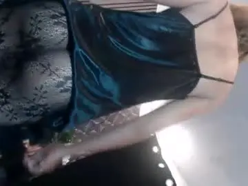 Chaturbate Free Porn Cam of carlai_2