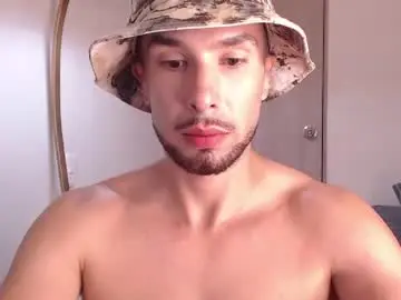 Chaturbate Sex Cam of danielsantosbubleaz