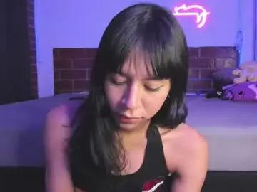 Chaturbate Adult Video Chat of emmaclark_1