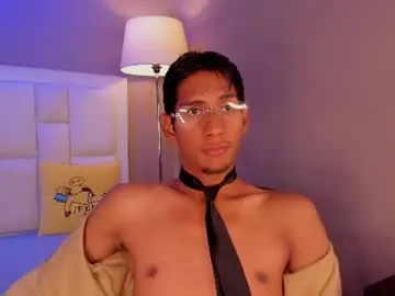 Chaturbate Watch Live Sex Cams of nick_collins20