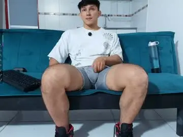 Chaturbate Free Live Porn of jacques_cardiet