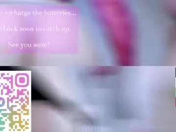Chaturbate Live Sex Cam of velvetcrystal