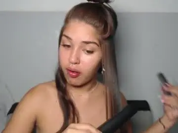 Chaturbate Live Porn of melody_phillips2