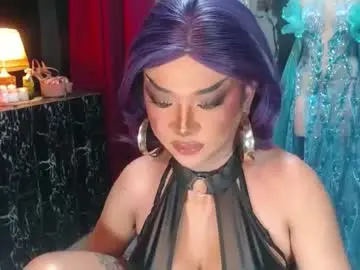 Chaturbate Nude Webcam of hugecockchristine