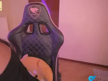 Chaturbate Nude Webcam of fijisakistar