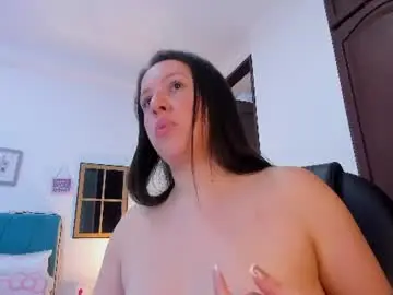 Chaturbate Live Sex Cam of kam_lopez