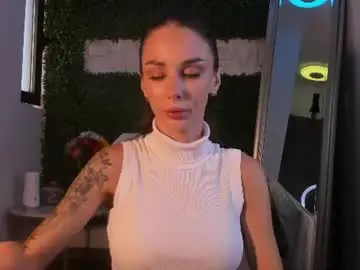 Chaturbate Free Live Porn of hotfallingdevil