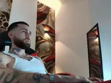 Chaturbate Free Porn Cam of luke_davis01