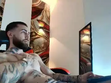 Chaturbate Nude Webcam of luke_davis01