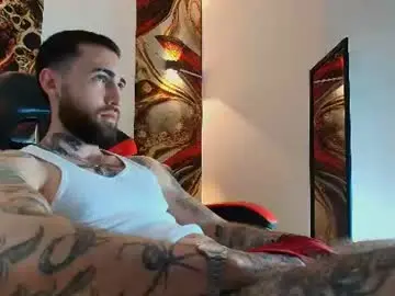 Chaturbate Best live sex cam show of luke_davis01