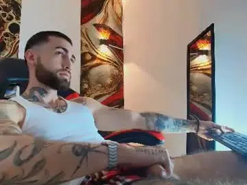 Chaturbate Live Sex of luke_davis01
